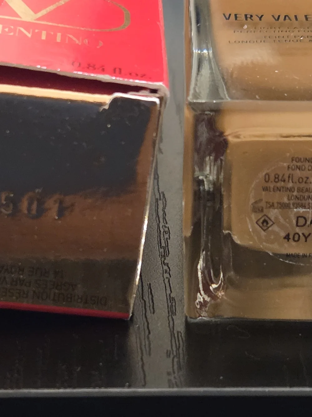 Valentino Very Valentino Light-Lasting Perfecting Foundation SPF 25 DA3 Deep Amb